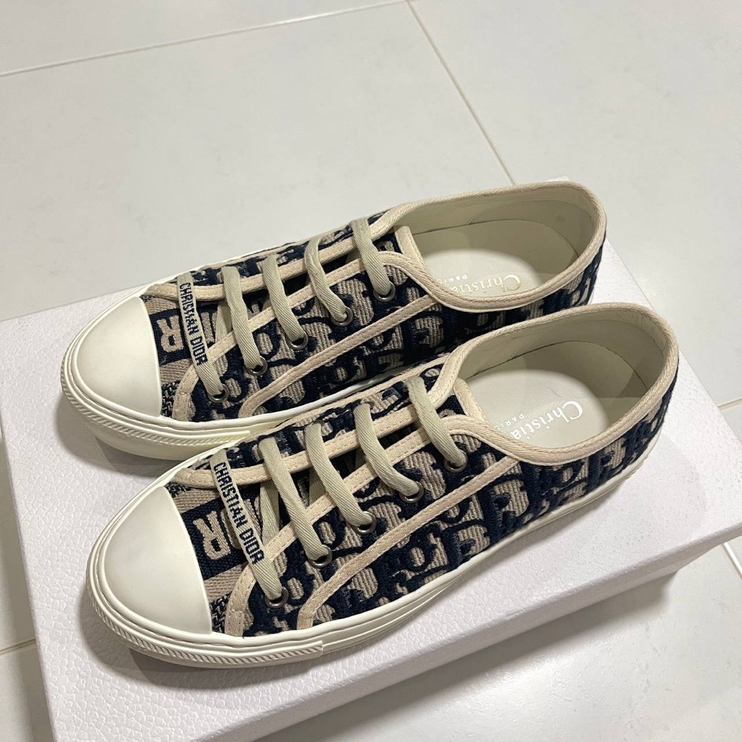 Walk n dior new arrivals low top sneaker