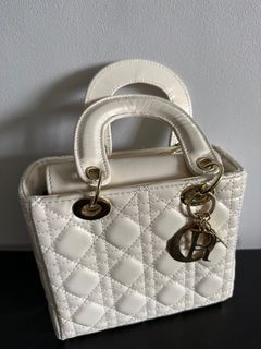 ‼️SALE‼️White Lady Dior (small)