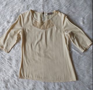 (Category: ) located in . Submitted by Anything.Pre-loved (Listing ID 1232383584, Image 1). Description: .