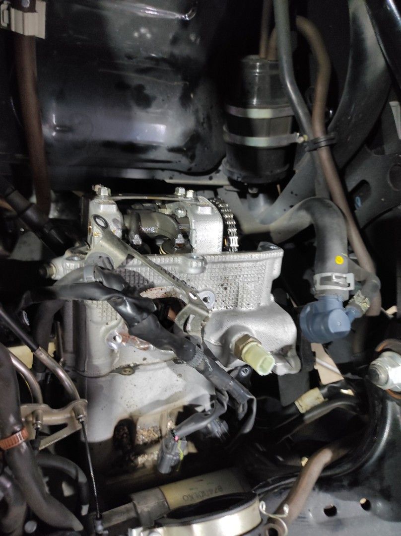 XMAX VALVE CLEARANCE + CAM SCREW REPLACEMENT, Motorcycles, Motorcycle Accessories on Carousell