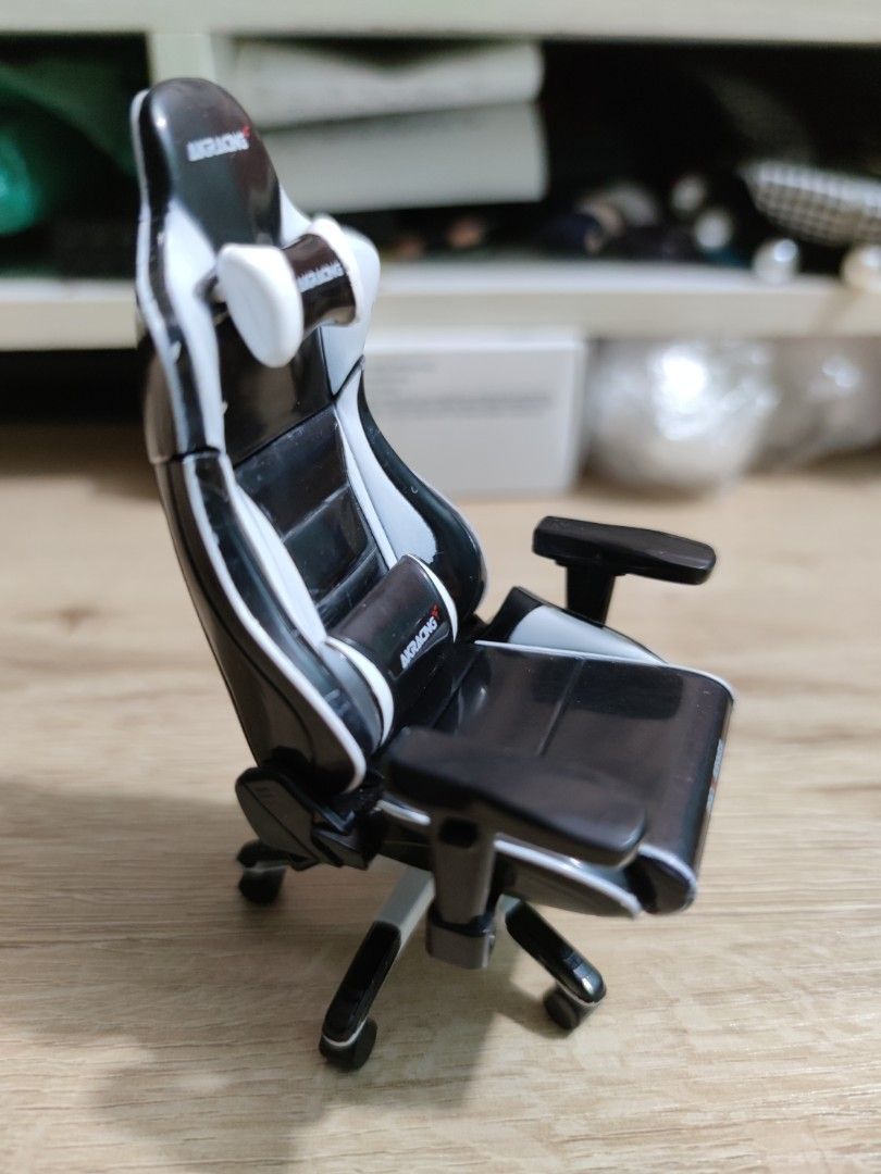 Miniature gaming chair discount