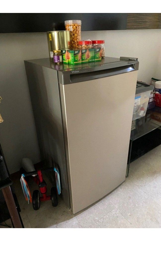 14 litres freezer for breastmilk only, TV & Home Appliances, Kitchen