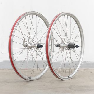 (Category: ) located in . Submitted by ascentbikes (Listing ID 1232600654, Image 1). Description: .
