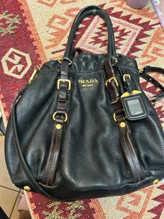 正品小羊皮 Prada 肩背/斜背包