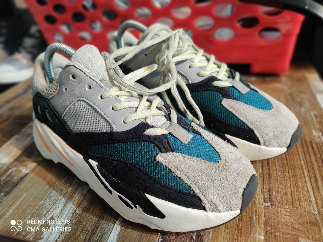Adidas yeezy 700 top immagini