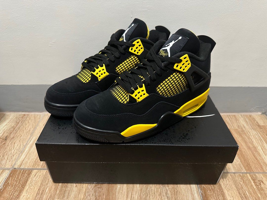 AIR JORDAN 4 "THUNDER" on Carousell