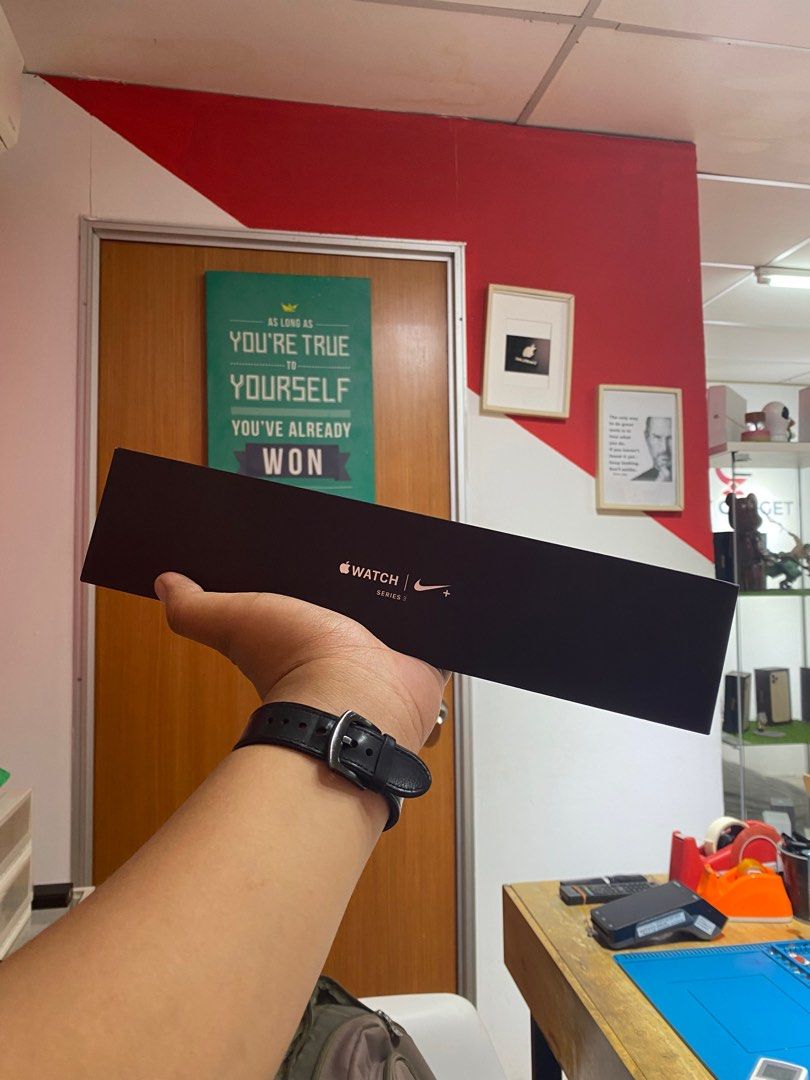 Apple watch s3 42mm nike sales