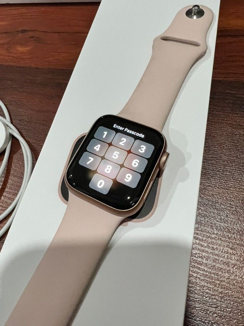 Apple watch series shop 5 40mm rose gold