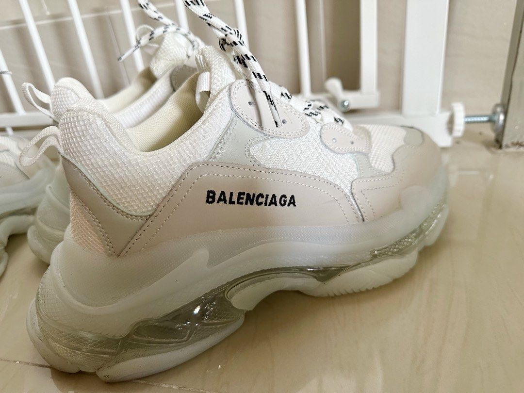 Balenciaga triple 2025 s close up