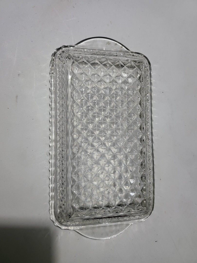 Butter / cheese dish (Category: Other Kitchenware & Tableware) located in Makati City. Submitted by thedeclutteringabuela (Listing ID 1232644102, Image 2). Description: very nice vintage. for butter or cheese. 8x5 in.