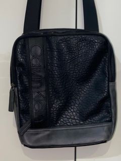 Calvin klein best sale sling bag usa