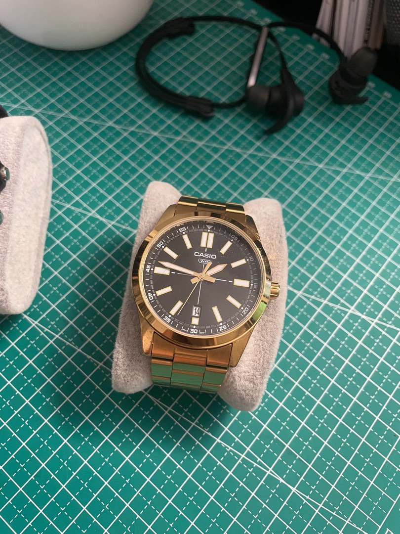 Casio Quartz Gold, Luxury, Watches on Carousell