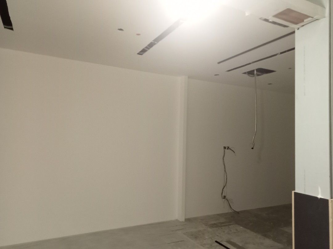 Ceiling & partition62853066943618114