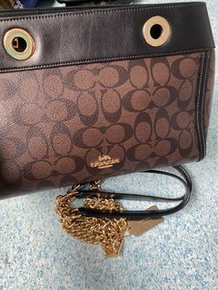 (Category: ) located in . Submitted by ShopbyJA (Listing ID 1232525284, Image 1). Description: .