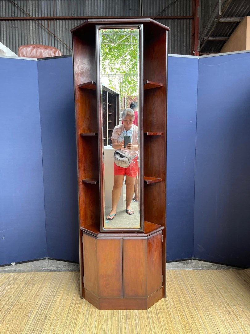 Corner display Japan surplus, Furniture & Home Living