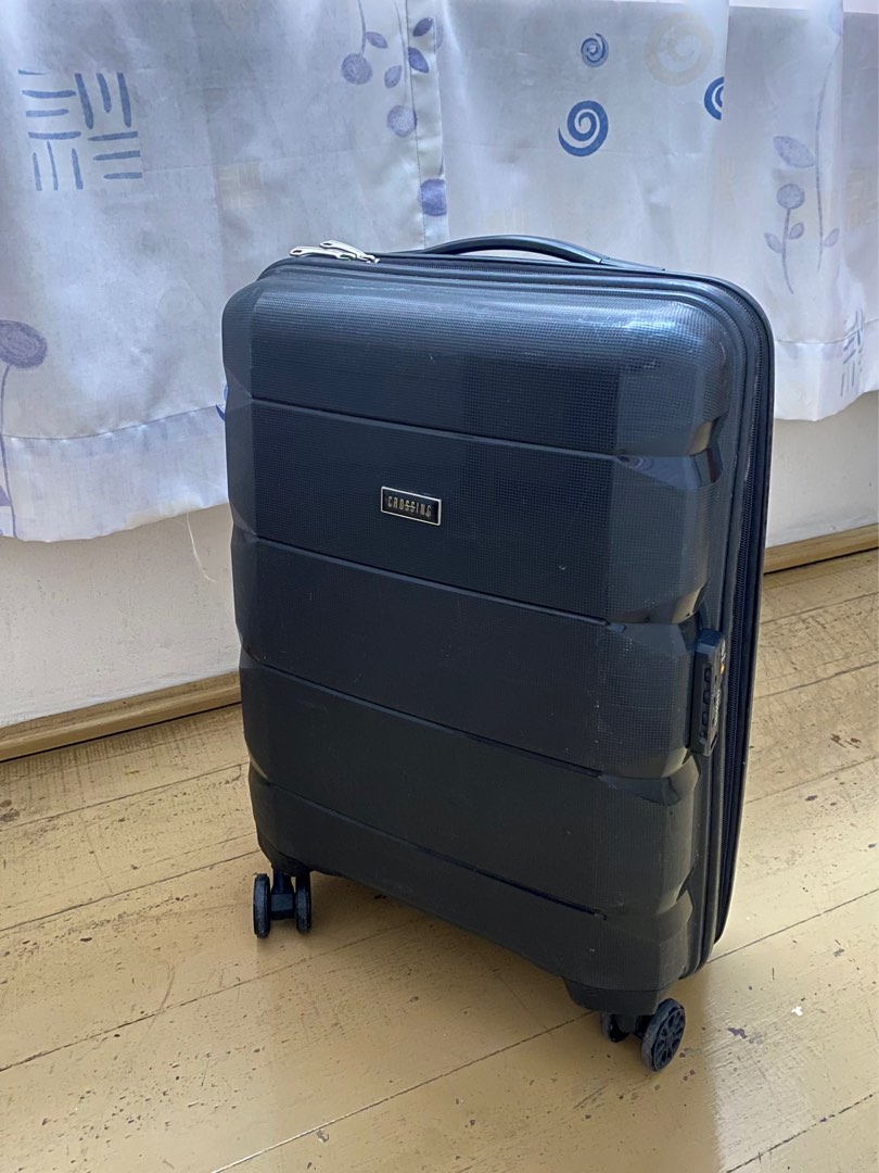 Crossing 20 inch Cabin Luggage with TSA Lock Dark Grey, Hobbies & Toys