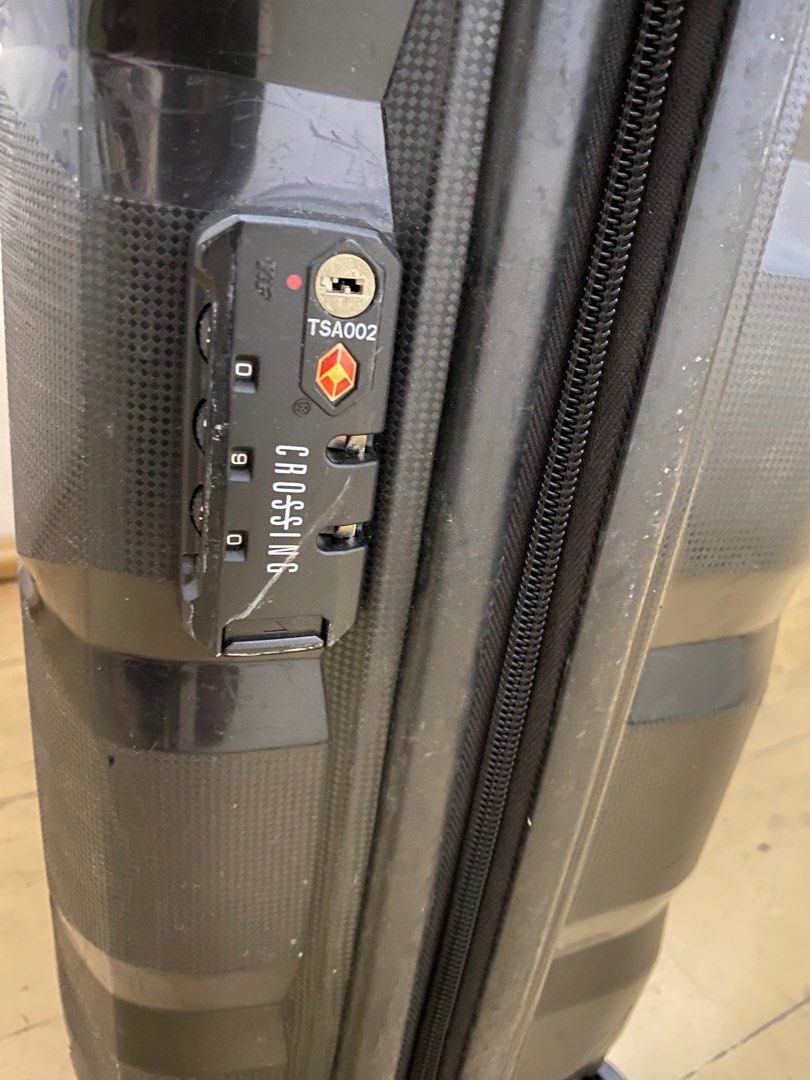 Crossing 20 inch Cabin Luggage with TSA Lock Dark Grey, Hobbies & Toys