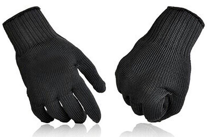 CUT RESISTANT GLOVES Hand Protection, Sports Equipment, Hiking & Camping on  Carousell