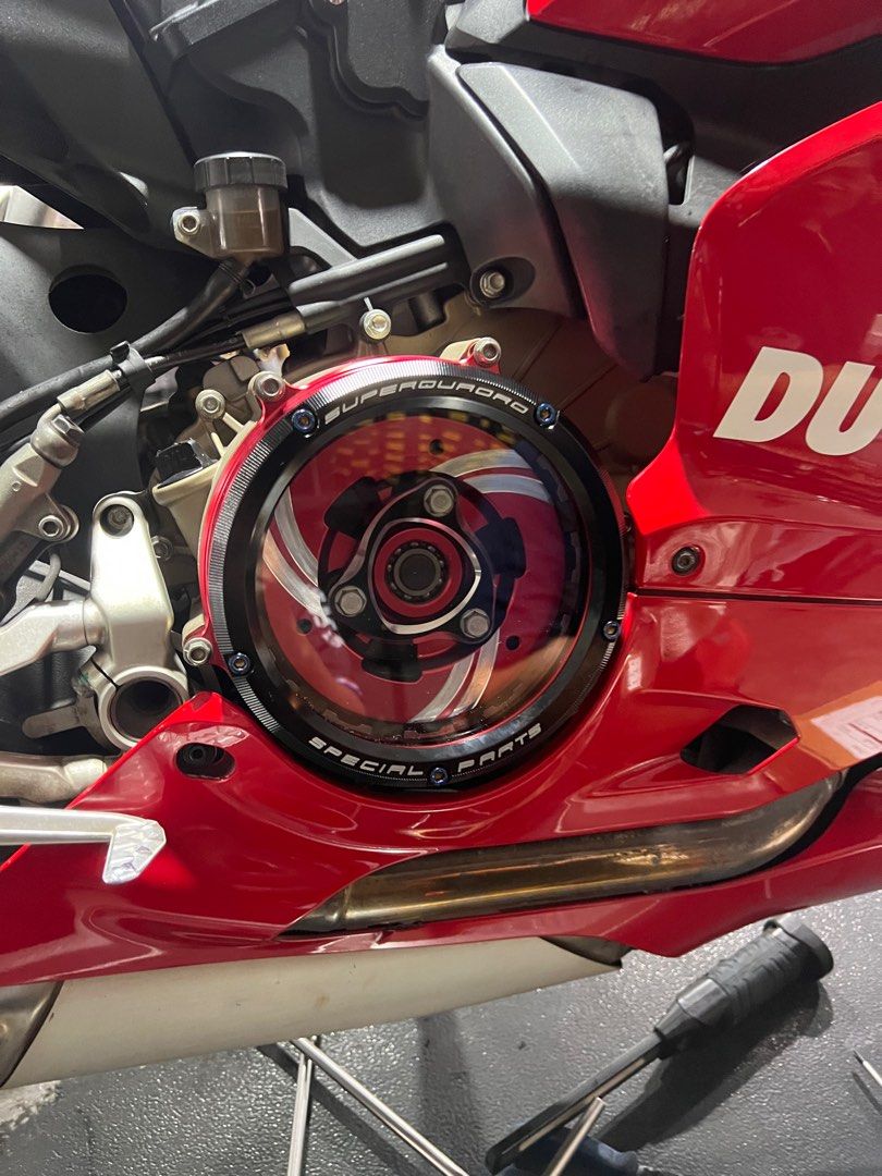 panigale clutch cover