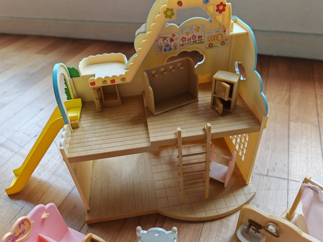Epoch Co Ltd Dollhouse
