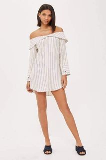 Excellent condition Topshop uk 6  P1,200