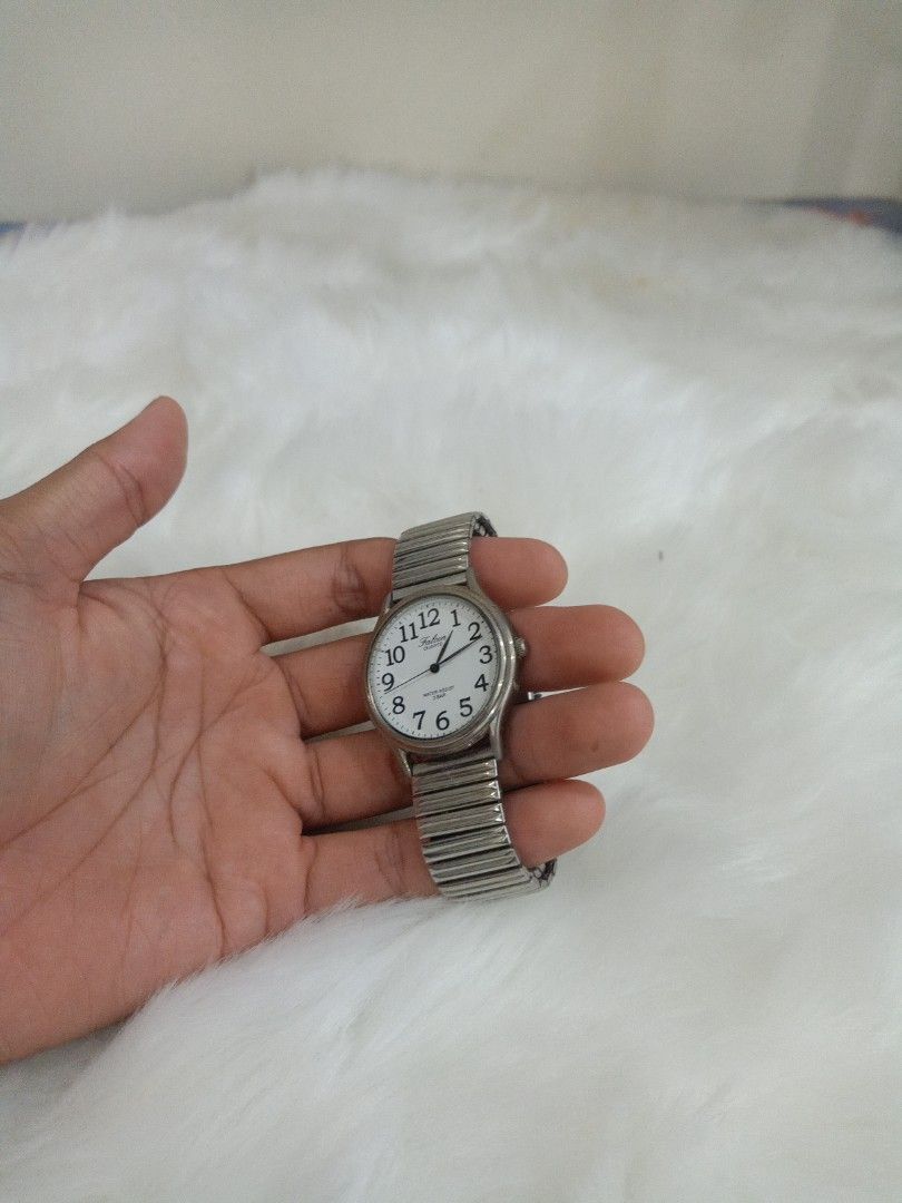 Falcon quartz watch store