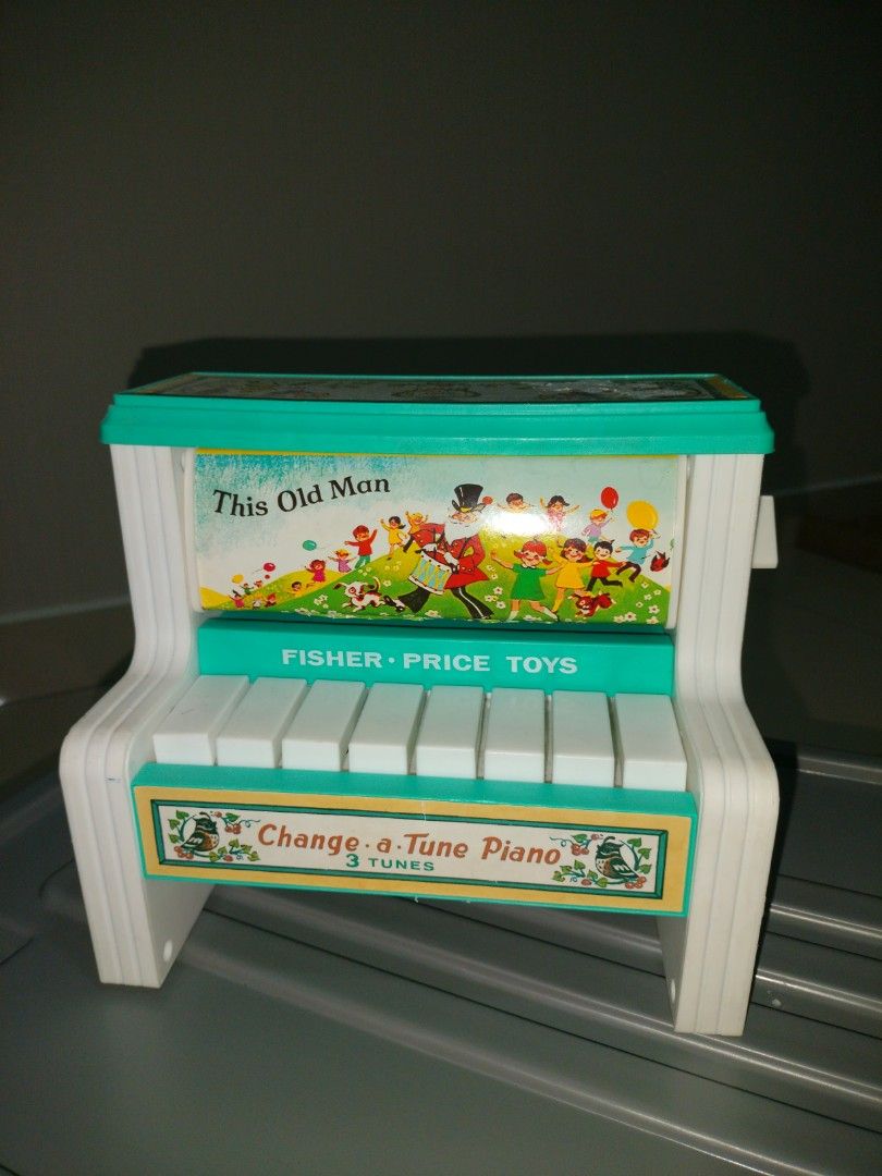 FISHER PRICE CHANGE A TUNE PIANO VINTAGE Hobbies Toys Toys