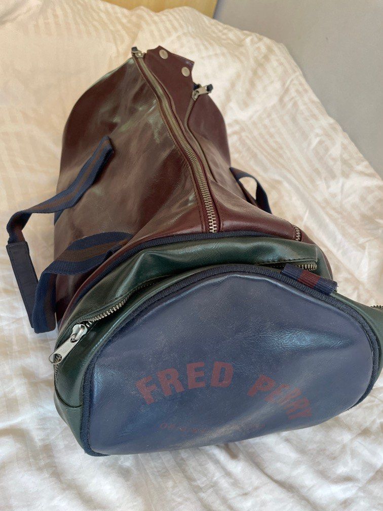 Fred perry classic sale barrel
