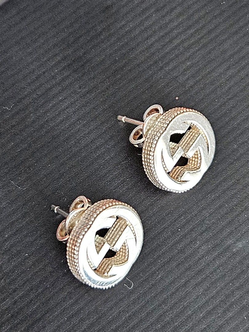Silver interlocking top g earrings