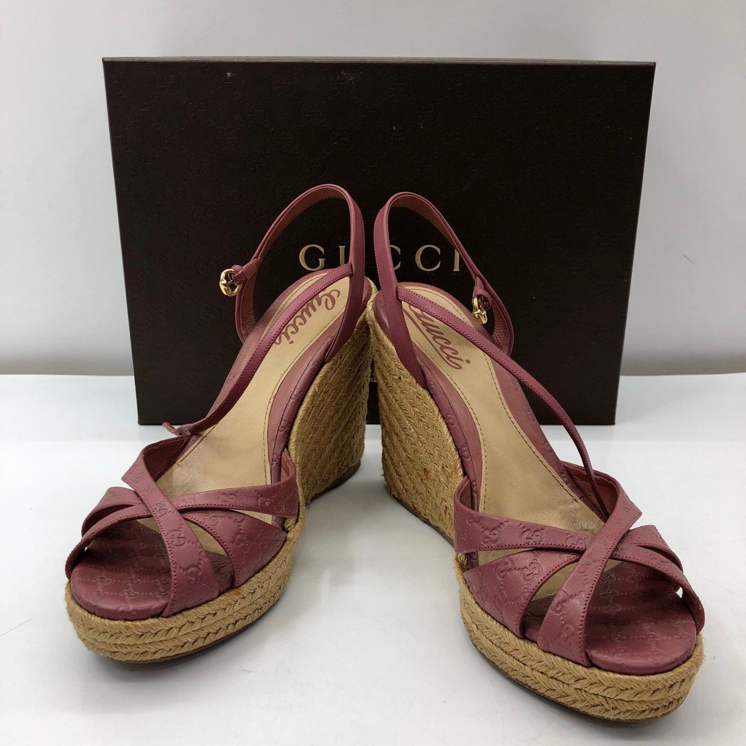 Gucci pink sale bottom heels