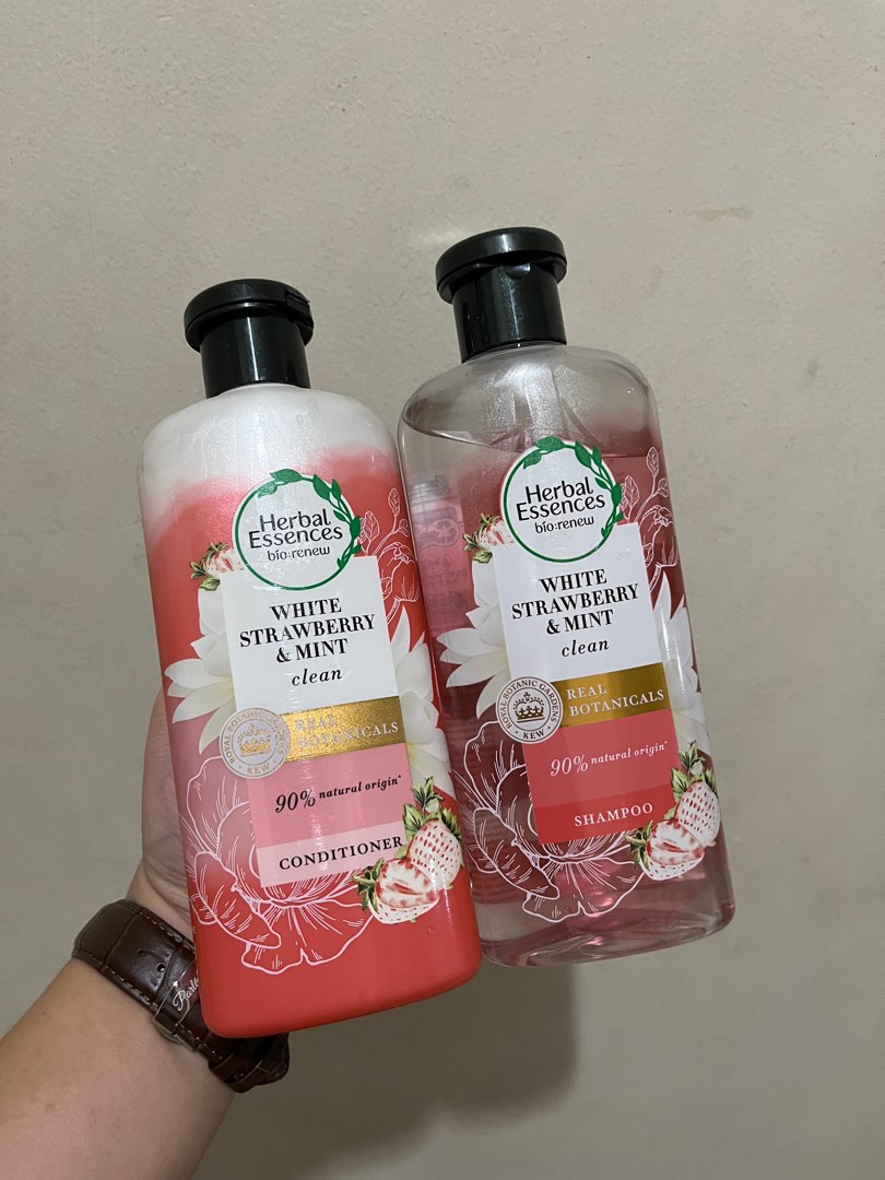 Herbal Essences White Strawberry and Mint Shampoo & Condi, Kesehatan & Kecantikan, Perawatan