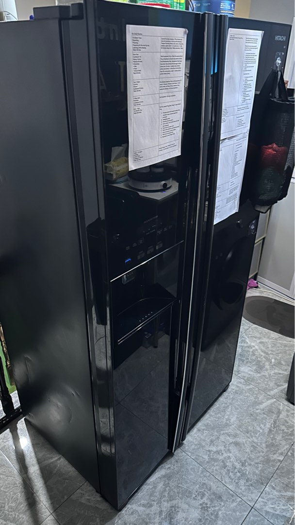 Hitachi two door fridge large dual door big fridge with ice maker, TV