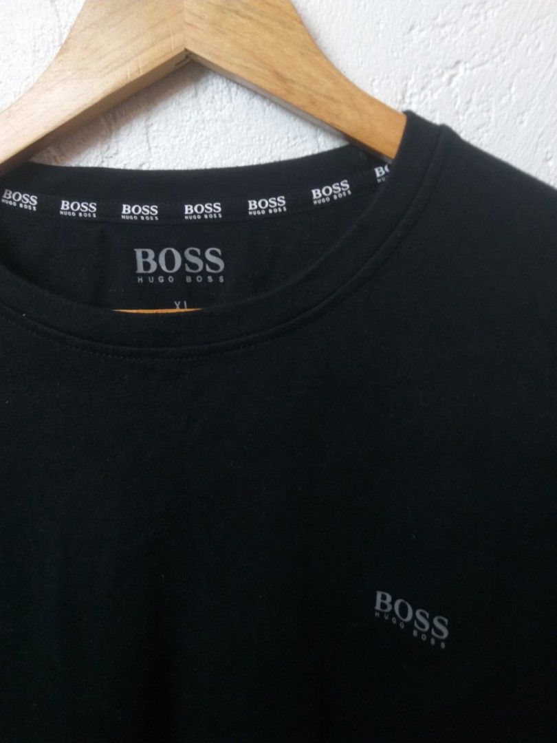 Hugo boss XL, Men's Fashion, Tops & Sets, Tshirts & Polo Shirts on