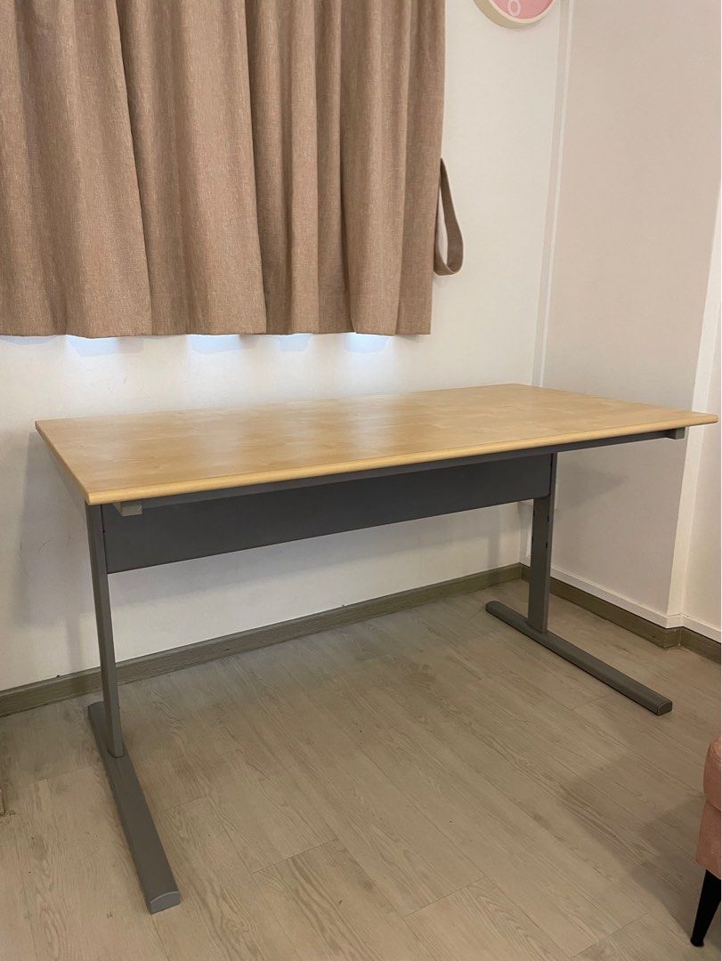 IKEA Study Table (Category: Tables & Sets) located in Singapore. Submitted by chloepixie (Listing ID 1232560082, Image 1). Description: 150 cm length x 75 cm height x 71 cm breadth Very sturdy but the screws attaching the table top to the legs are missing Price negotiable, prefer pick up Tue 23/5 2.30pm to 4pm.