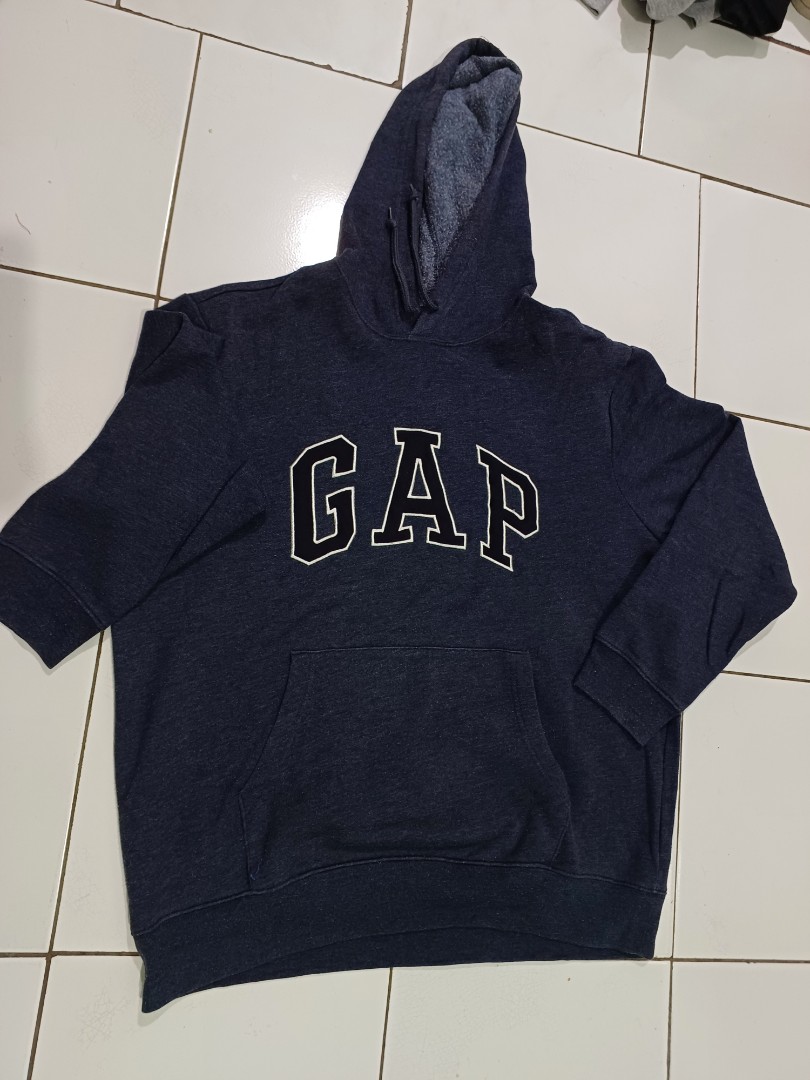 Jaket hoodie merk Gap Ukuran L on Carousell