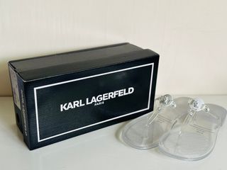 KARL LAGERFELD PARIS WYLDA CLEAR WHITE CRYSTAL LOGO JELLY T-STRAP SANDALS 7 37.5 $109