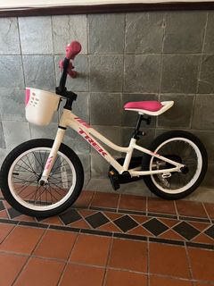 (Category: ) located in . Submitted by cherylcpi (Listing ID 1232596378, Image 1). Description: .