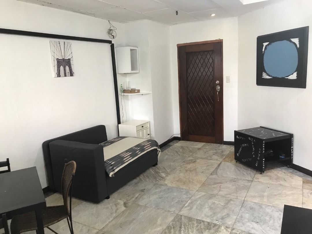 LARGE FURNISHED ONE BEDROOM OR OFFICE SPACE FOR RENT IN POBLACION
