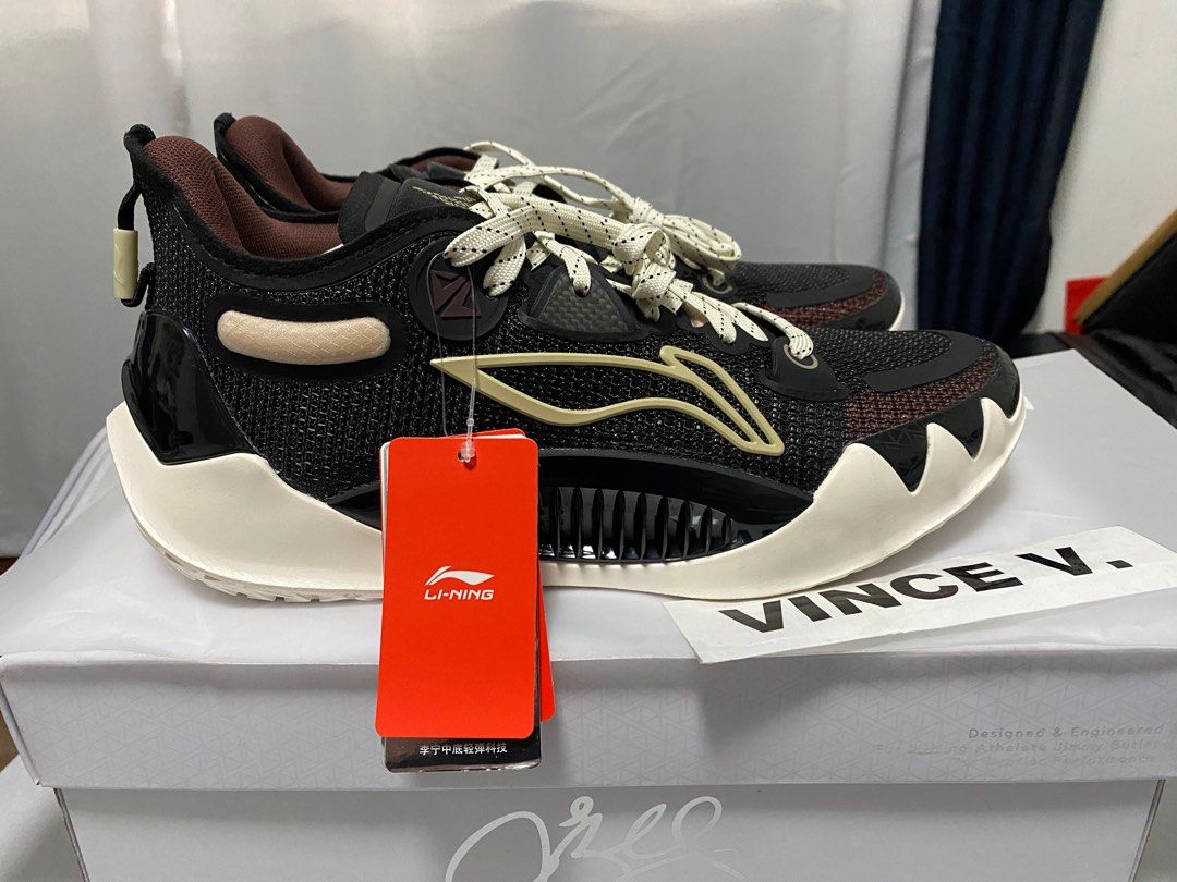 LiNing Jimmy Butler JB1 COFFEE 9.5US, Men's Fashion, Footwear, Sneakers