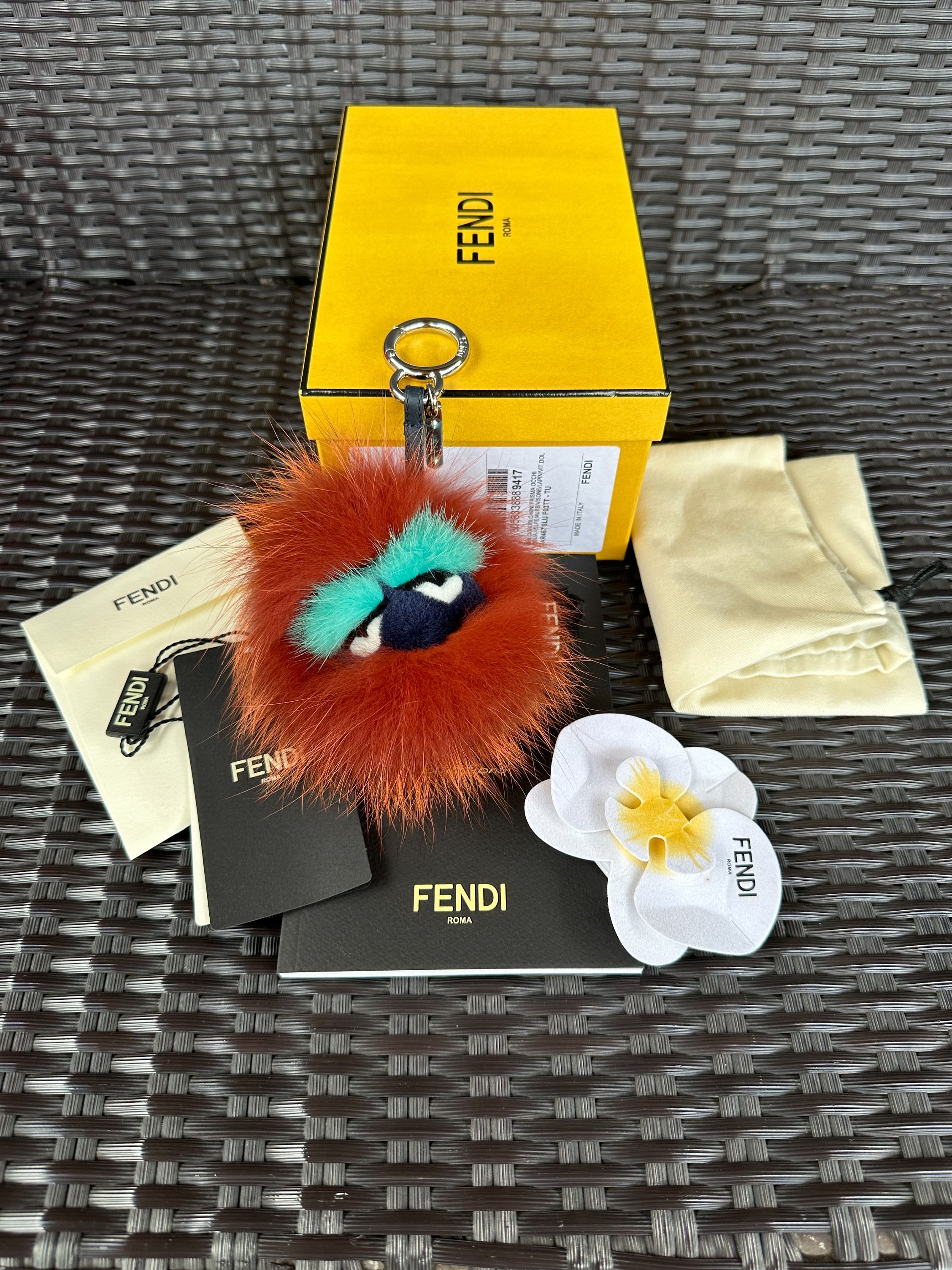 Fendi Flower Mink And Fox-fur Bag Charm In Black