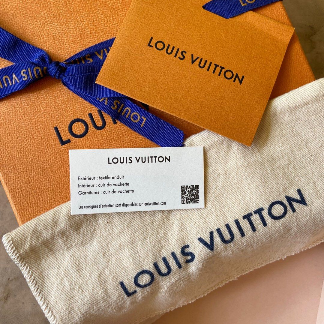 Louis Vuitton Monogram Reverse Card Holder, Accessories, Gumtree  Australia Brisbane South East - Carindale