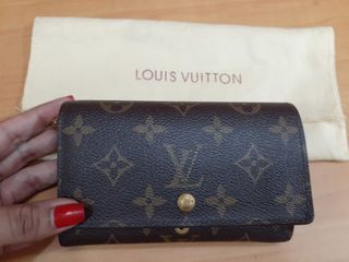 Louis Vuitton Porte Tressor Medium Wallet