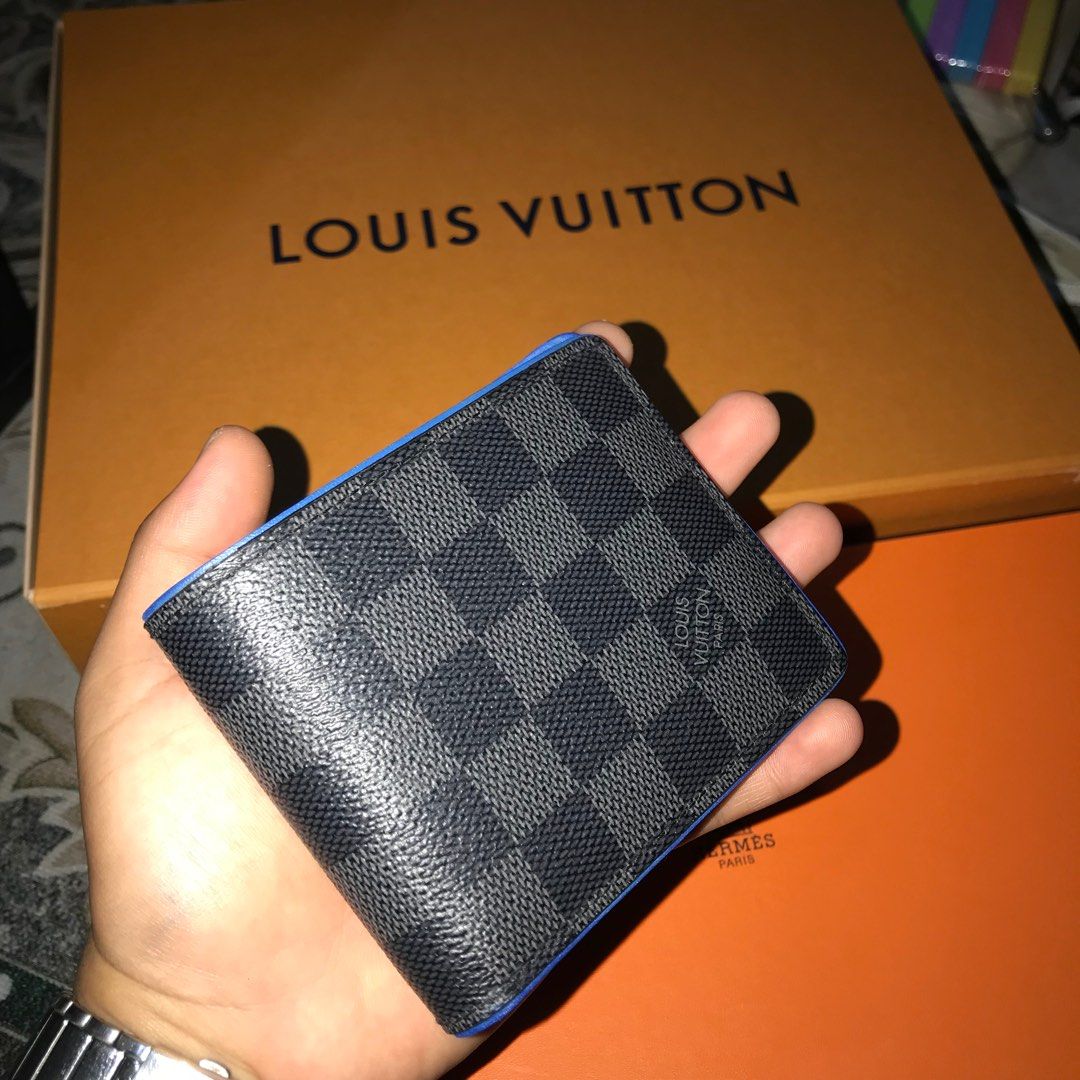 Louis Vuitton Damier wallet, Men's Fashion, Watches & Accessories, Wallets  & Card Holders on Carousell
