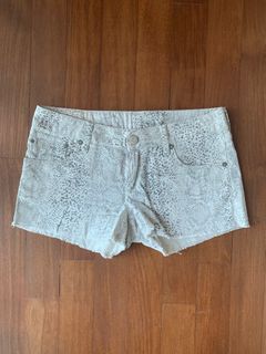(Category: ) located in . Submitted by til.tuesday (Listing ID 1232588791, Image 1). Description: .