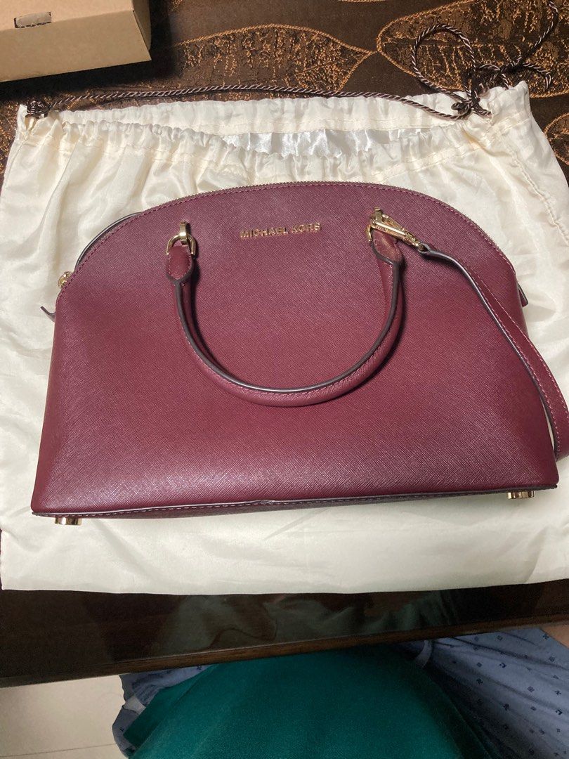 Michael Kors Emmy Large Satchel Dome Mk, Women's Fashion, Bags & Wallets,  Beach Bags on Carousell