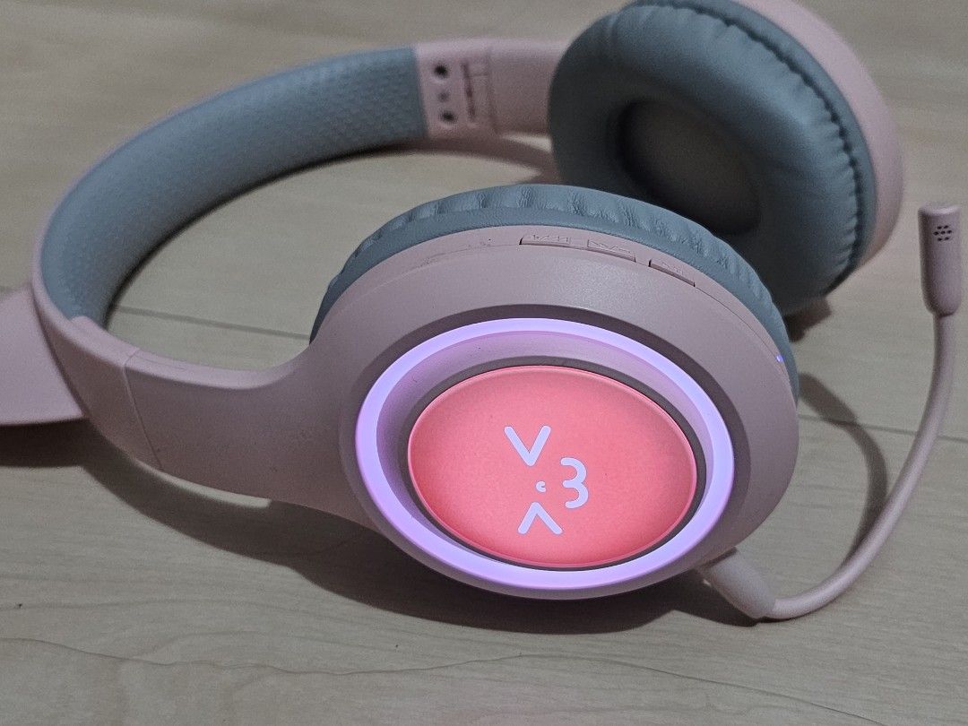 MINISO Cat Ears Headset, Audio, Headphones & Headsets on Carousell
