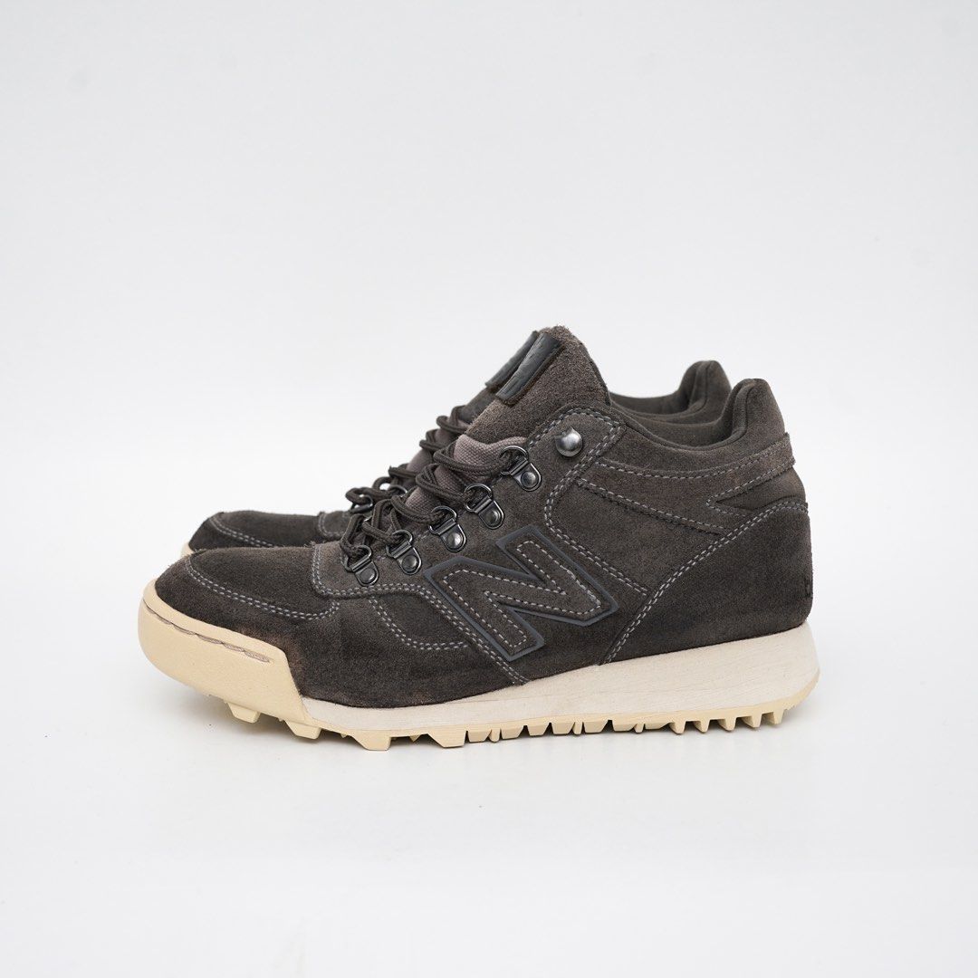 New balance h710f on sale