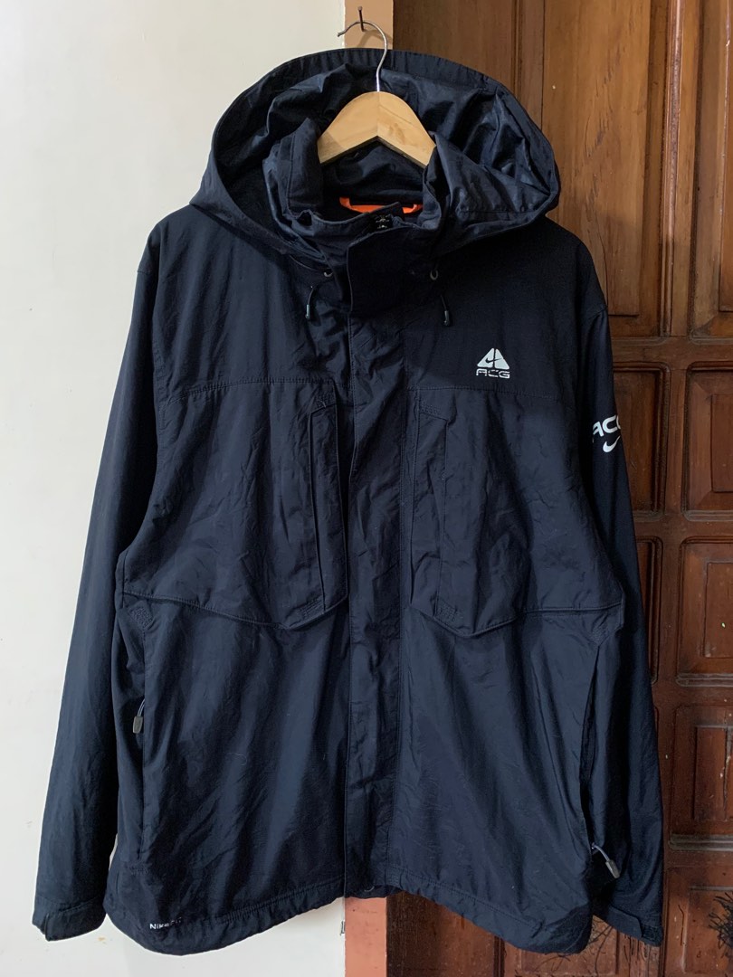 womens nike acg