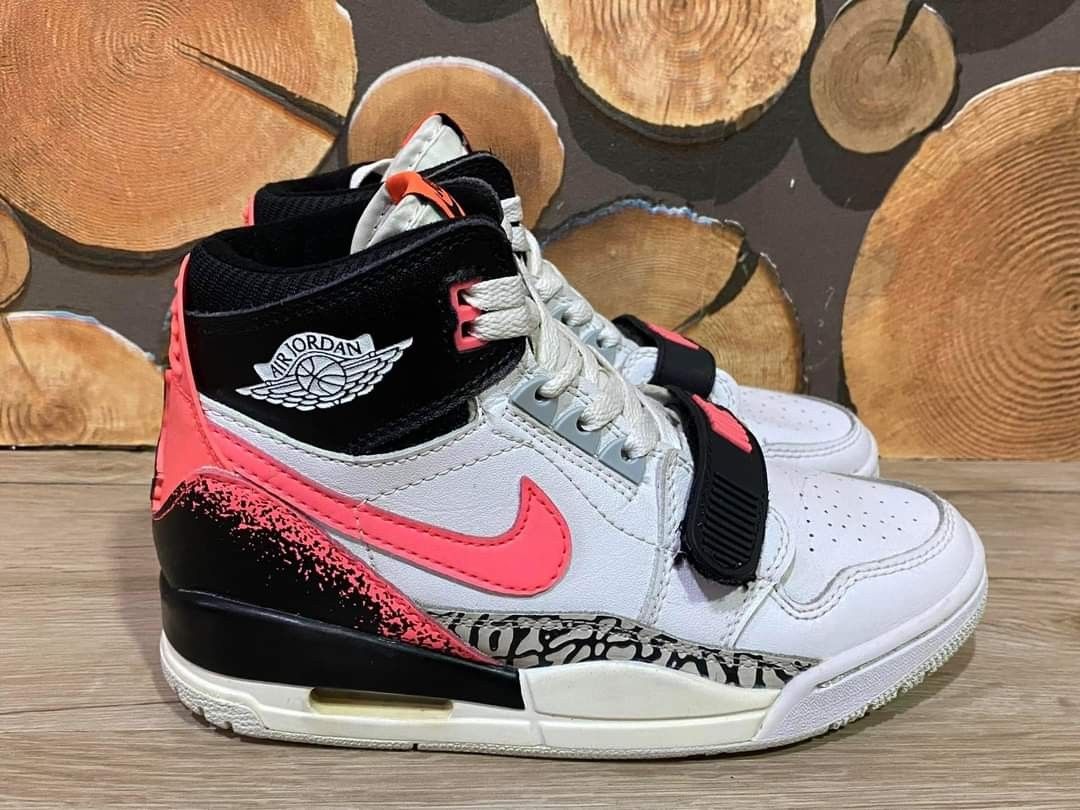 Nike Jordan Legacy 312 Tech Challenge 2 Hot Lava original Fesyen
