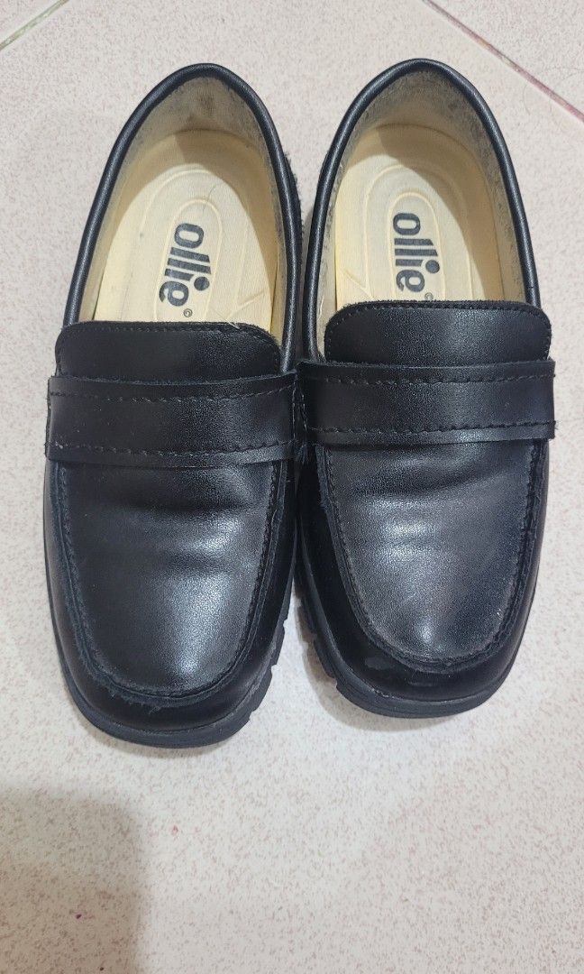Boys black discount shoes size 1